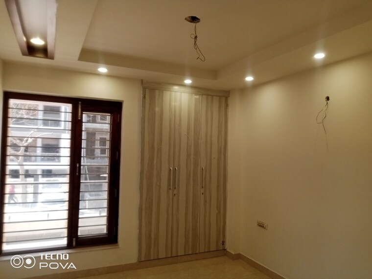 Room, tdi-the-grand-retreat 3 Bedroom 250 Sq.Yd. Builder Floor In Sector 88 Faridabad 9624584