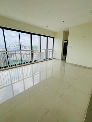 Room in 2 BHK Apartment at Dynamix Divum, Malad East – for Rent