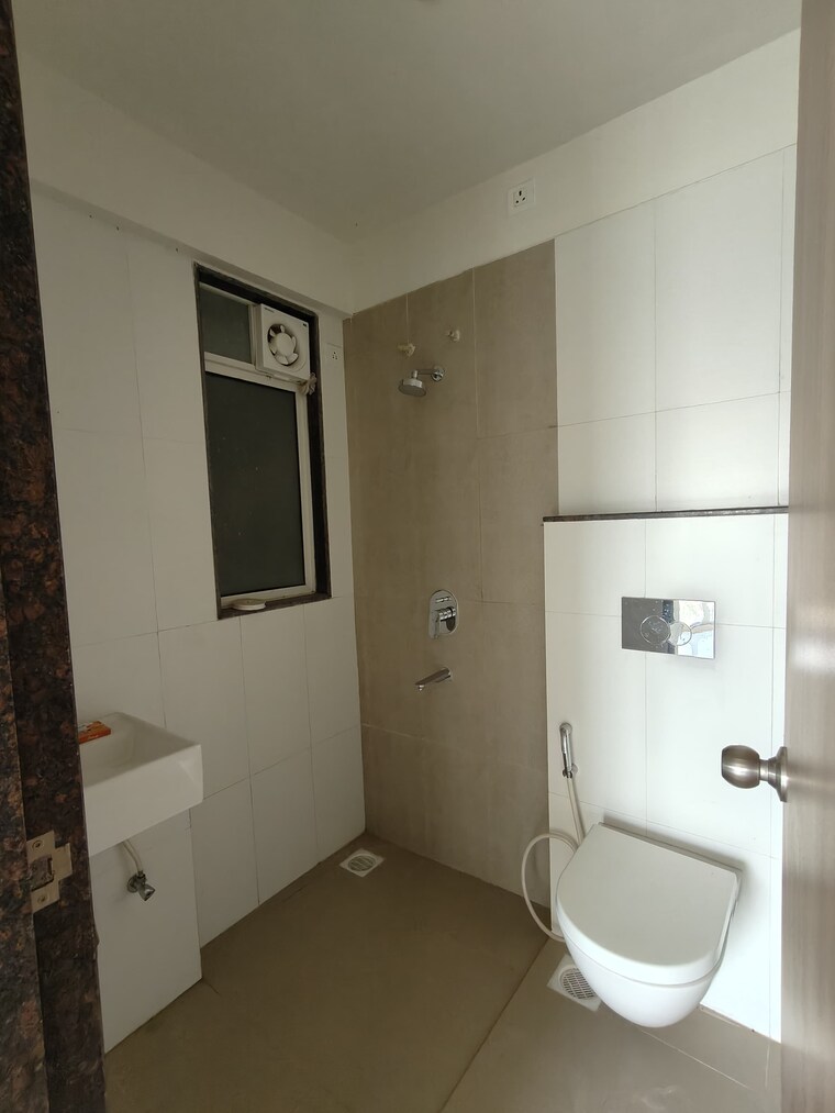 Bathroom, godrej-tranquil 2 Bedroom 718 Sq.Ft. Apartment In Kandivali East Mumbai 9624600