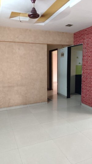 2 BHK Apartment For Rent in Vijay Vilas Taurus Building 11 To 15, Ghodbunder Road