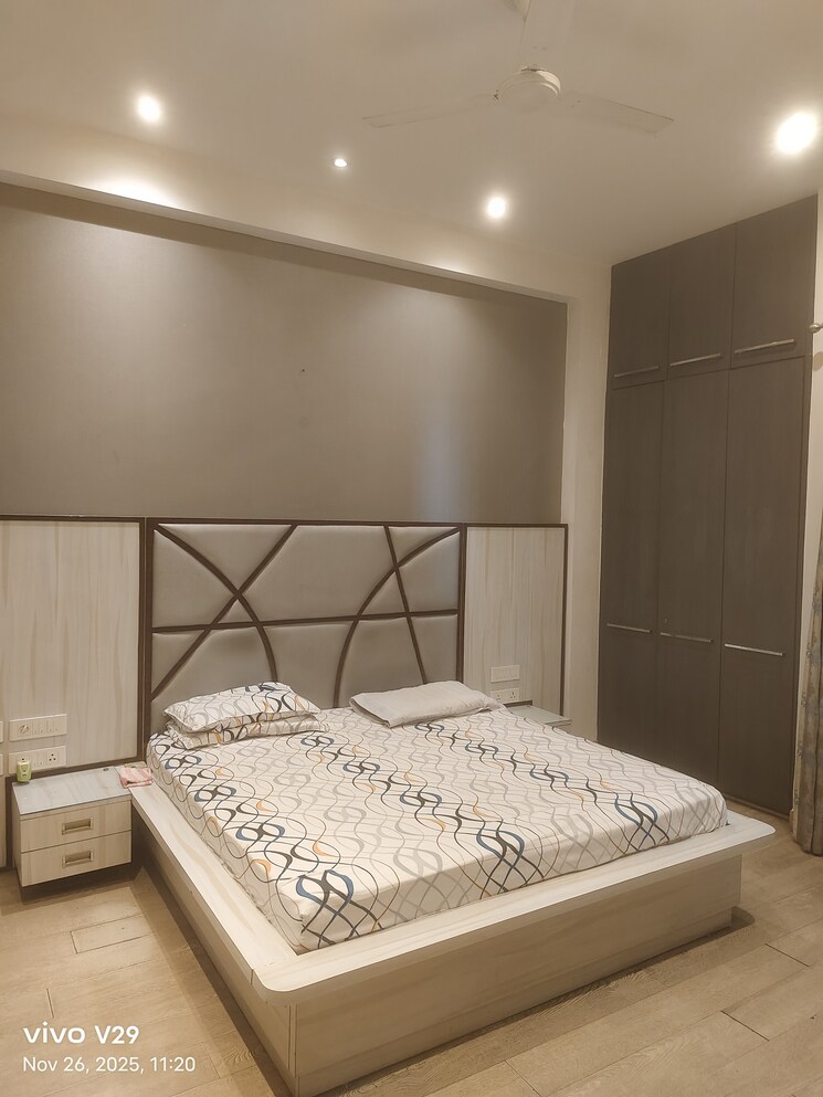 Bedroom, dlf-regency-park-ii 3 Bedroom 1777 Sq.Ft. Apartment In Sector 27 Gurgaon 9624654