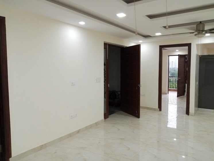 Room, rps-palms 3 Bedroom 125 Sq.Yd. Builder Floor In Sector 88 Faridabad 9624659