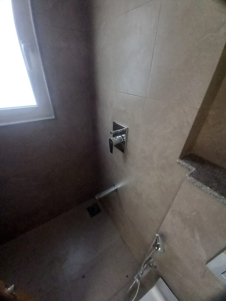 Bathroom, godrej-nest-kandivali 2 Bedroom 606 Sq.Ft. Apartment In Kandivali East Mumbai 9624662