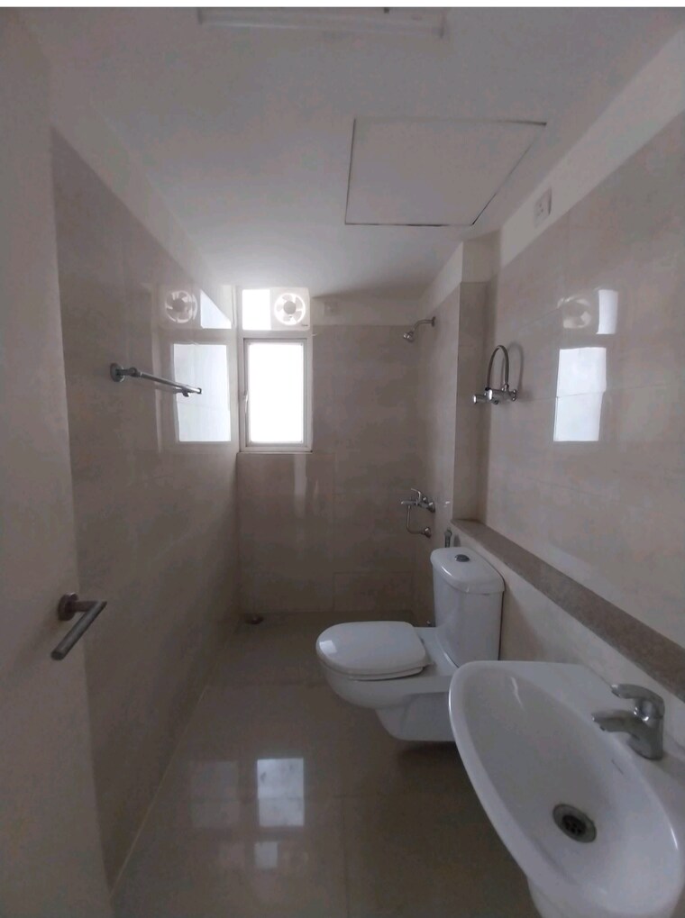 Bathroom, emaar-imperial-gardens 3 Bedroom 2025 Sq.Ft. Apartment In Sector 102 Gurgaon 9624683