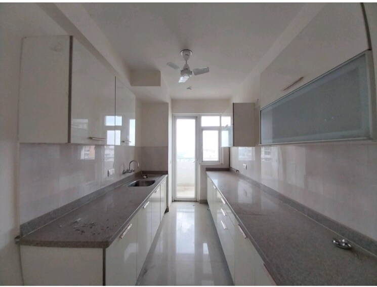 Kitchen, emaar-imperial-gardens 3 Bedroom 2025 Sq.Ft. Apartment In Sector 102 Gurgaon 9624683