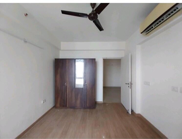 Room, emaar-imperial-gardens 3 Bedroom 2025 Sq.Ft. Apartment In Sector 102 Gurgaon 9624683