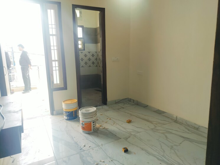 Room, patiala road 4 Bedroom 2200 Sq.Ft. Independent House In Patiala Road Zirakpur 9624698