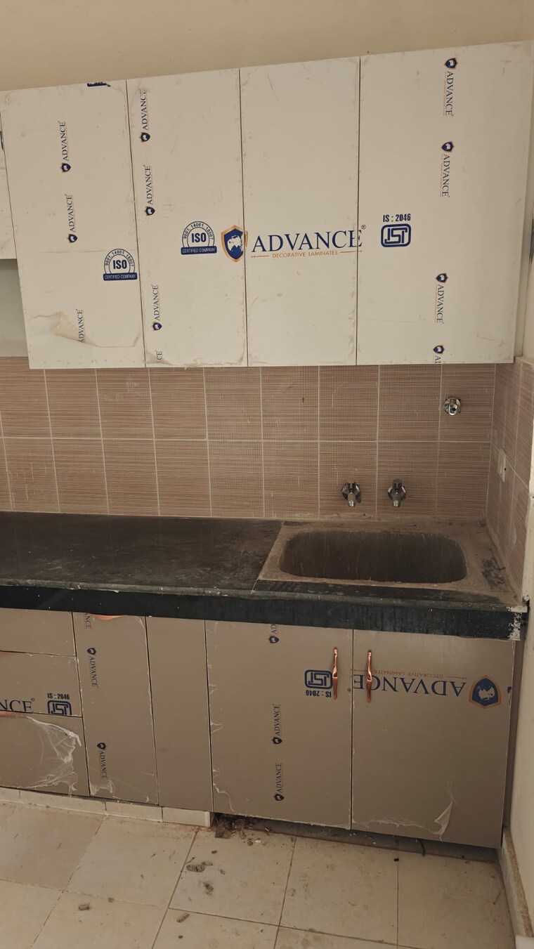 Bathroom, upavp-ganga-yamuna-and-hindon-enclave 2 Bedroom 1100 Sq.Ft. Apartment In Pratap Vihar Ghaziabad 9624686