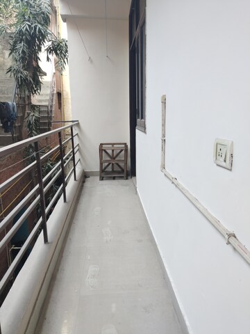 Balcony in 1 BHK Apartment at Khirki Extension – for Rent