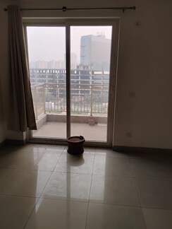 3 BHK Apartment For Sale in Emaar Palm Gardens