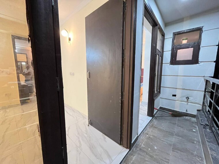 Balcony, freedom fighters enclave 2 Bedroom 1100 Sq.Ft. Apartment In Freedom Fighters Enclave Delhi 9624734