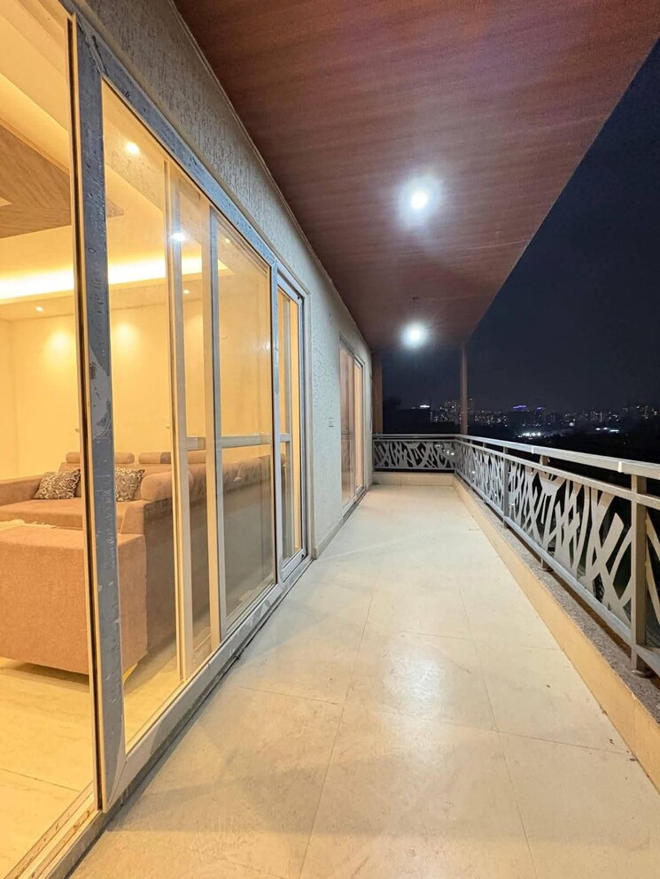 undefined, freedom fighters enclave 4 Bedroom 2000 Sq.Ft. Apartment In Freedom Fighters Enclave Delhi 9624757