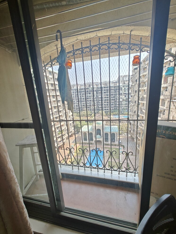 Balcony, tharwani-rosewood-heights 3 Bedroom 1502 Sq.Ft. Apartment In Kharghar Sector 10 Navi Mumbai 9624772
