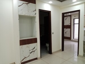Room in 3 BHK Builder Floor at Puri Kohinoor, Sector 89 – for Sale