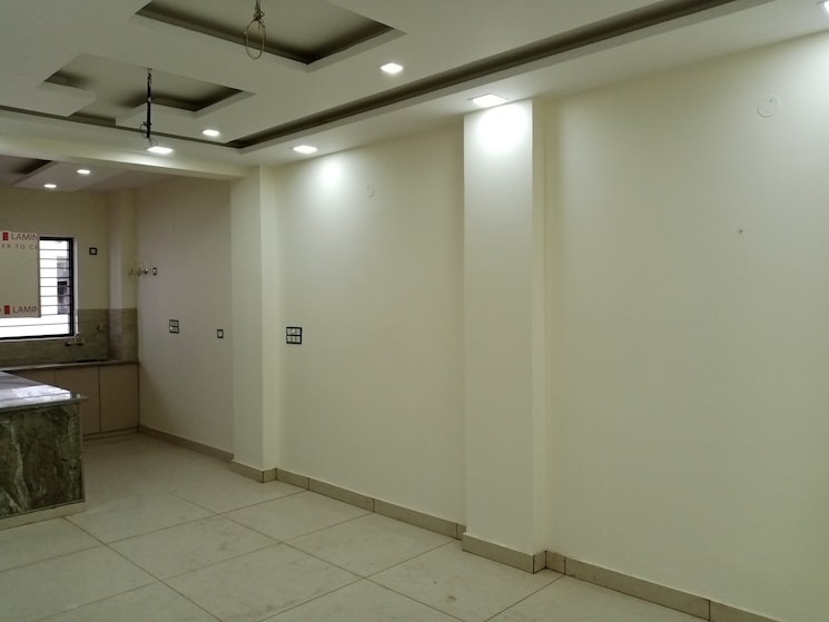 Room, puri-kohinoor 3 Bedroom 185 Sq.Yd. Builder Floor In Sector 89 Faridabad 9599414