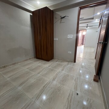 Room in 3 BHK Builder Floor at Sultanpur – for Sale