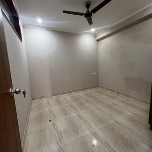 Room in 3 BHK Builder Floor at Sultanpur – for Sale