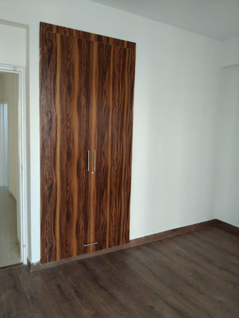 2 BHK Apartment For Rent in Umang Monsoon Breeze Phase I