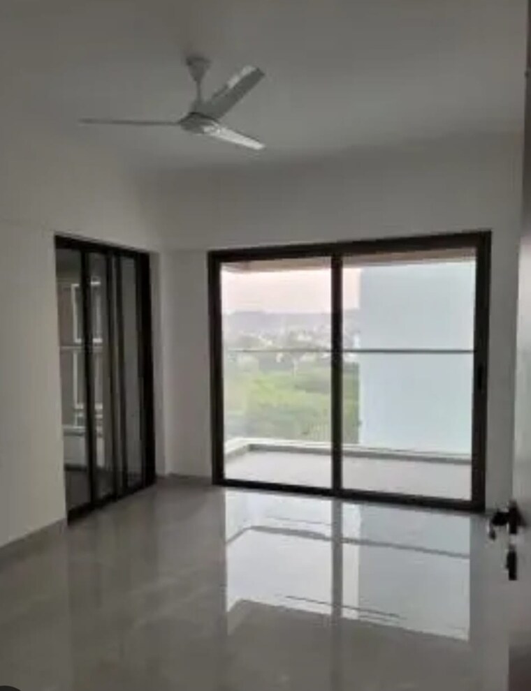 Room, wadgaon sheri 3.5 Bedroom 2025 Sq.Ft. Apartment In Wadgaon Sheri Pune 9624783