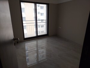 Room in 3 BHK Apartment at Kohinoor Courtyard One, Wakad – for Sale