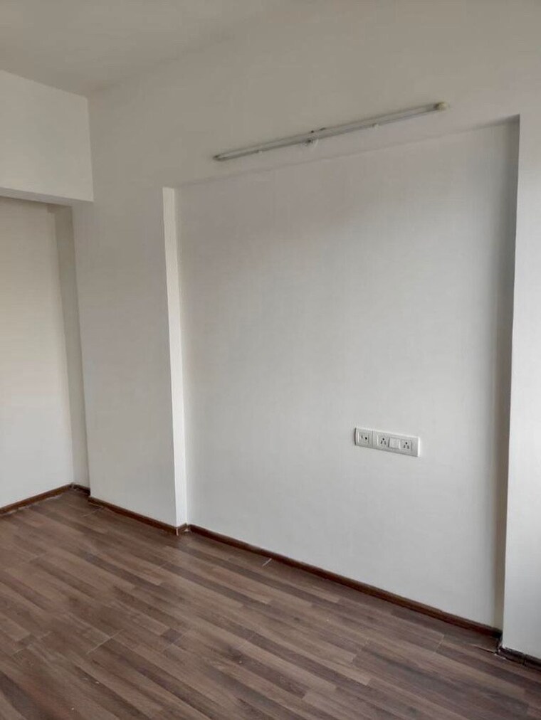 Room, lodha-splendora 1 Bedroom 550 Sq.Ft. Apartment In Ghodbunder Road Thane 9624801