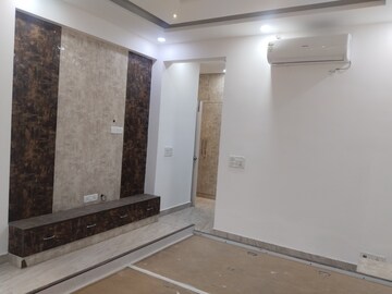 Room in 3 BHK Apartment at Jaypee Greens Pavilion Heights 1, Sector 128 – for Rent