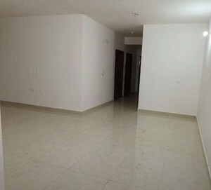 Room in 3 BHK Apartment at Gomti Nagar – for Rent