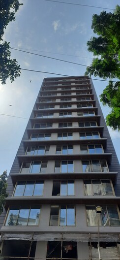 4 BHK + Servant Room Apartment For Sale in Brand Newbuilding