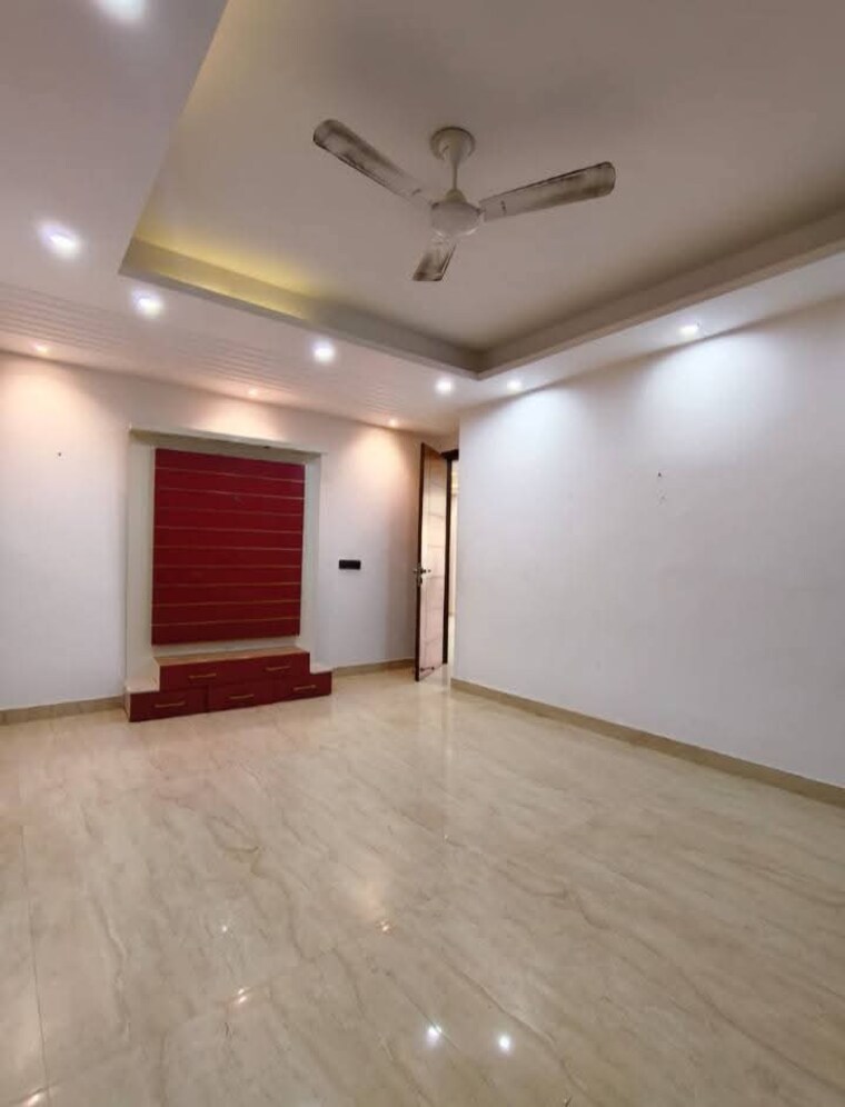 Room, saket 2 Bedroom 1250 Sq.Ft. Builder Floor In Saket Delhi 9624848