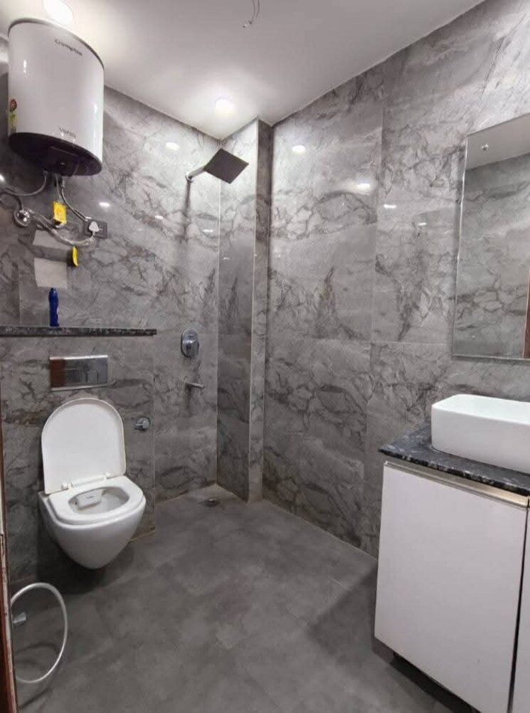 Bathroom, saket 2 Bedroom 1250 Sq.Ft. Builder Floor In Saket Delhi 9624848