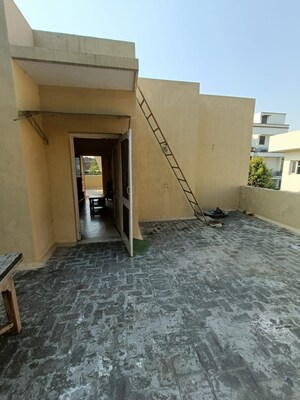 Balcony in 1 BHK Builder Floor at Saket – for Rent