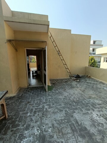 Balcony in 1 BHK Builder Floor at Saket – for Rent