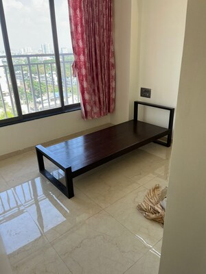 Room in 1 BHK Apartment at Matunga West – for Rent