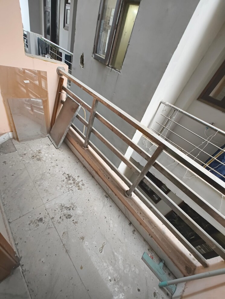 Balcony, saket 1 Bedroom 450 Sq.Ft. Builder Floor In Saket Delhi 9624859