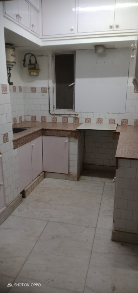 3.5 BHK + Servant Room Apartment For Rent in DDA Rosewood Apartments