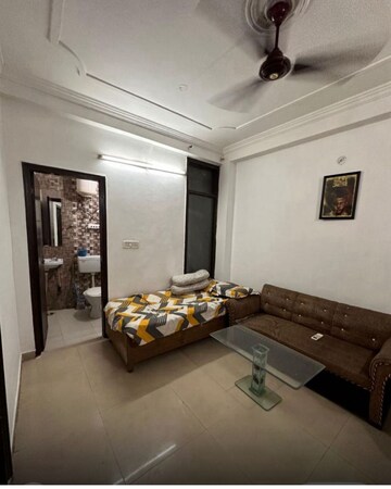 1 BHK Builder Floor For Rent in Saket