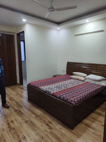 Bedroom in 3 BHK Builder Floor at Vipul World Floors, Sector 48 – for Rent