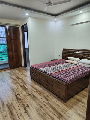 Bedroom in 3 BHK Builder Floor at Vipul World Floors, Sector 48 – for Rent