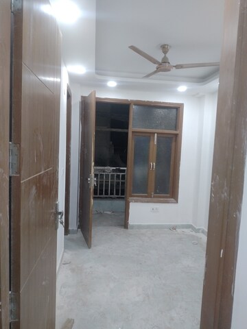 Room in 3 BHK Builder Floor at Govindpuri – for Sale