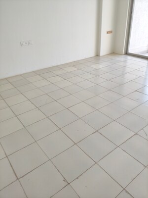 Room in 3 BHK Apartment at The Wadhwa The Nest, Andheri West – for Sale