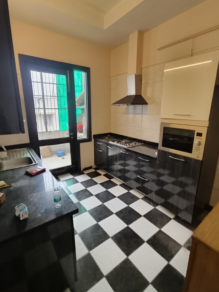 Kitchen, unitech-south-city-ii 3 Bedroom 2000 Sq.Ft. Builder Floor In Sector 50 Gurgaon 9625016