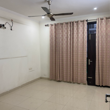 Room in 3 BHK Apartment at Altura Apartments, Nagla Road – for Rent