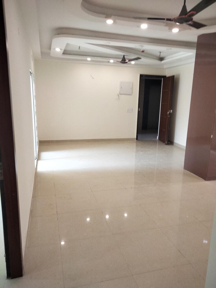 Room, 3c-lotus-zing 3 Bedroom 1600 Sq.Ft. Apartment In Sector 168 Noida 9625019