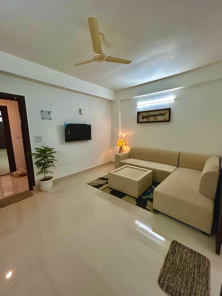 Living Room, saket 1 Bedroom 600 Sq.Ft. Builder Floor In Saket Delhi 9625022