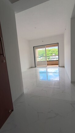 3 BHK + Extra Room Apartment For Sale in Tulshibaugwale Colony