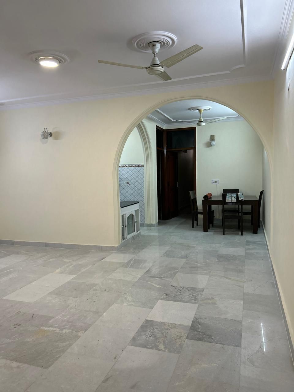 3 BHK Builder Floor For Rent in E Block