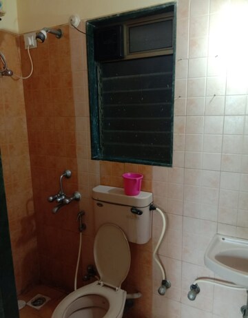 Bathroom in 1 BHK Apartment at Acme Complex 2A, Goregaon West – for Rent