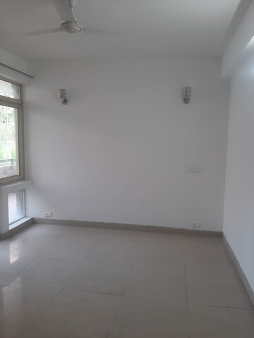 Room in 4 BHK Builder Floor at Kohli One Malibu Town, Sector 47 – for Rent