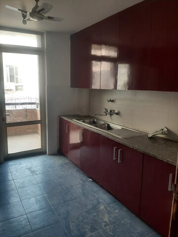 Kitchen in 4 BHK Builder Floor at Kohli One Malibu Town, Sector 47 – for Rent