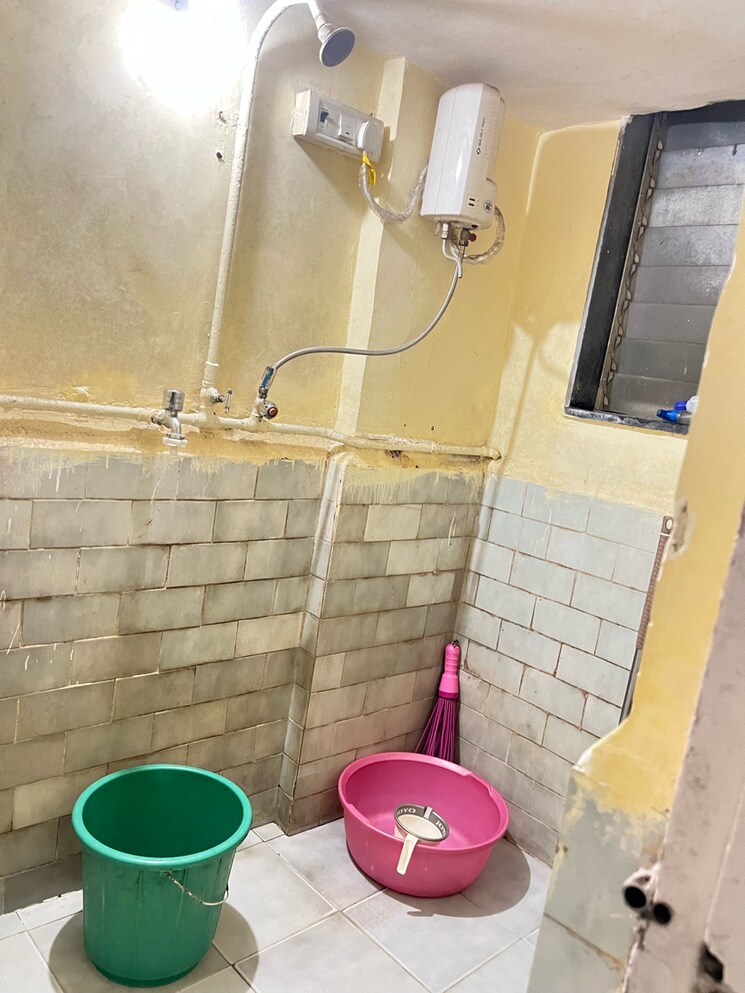 Bathroom, brahmand-phase-iii 1 Bedroom 410 Sq.Ft. Apartment In Brahmand Thane 9625039